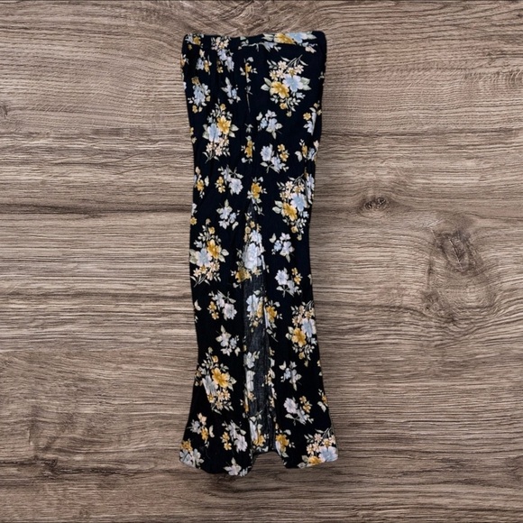 American Eagle Outfitters Floral Wide Leg Pants - Black and Yellow - Picture 5 of 8